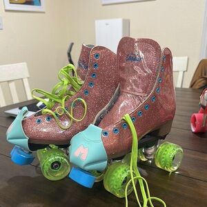 Women's Pink Glitter Roller Skates